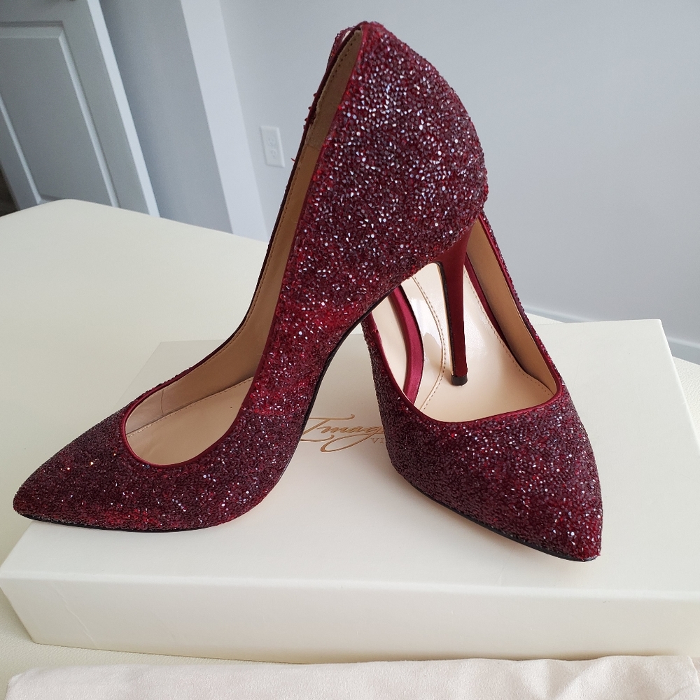 New! Imagine Vince Camuto High Heel Pump Shoes.
